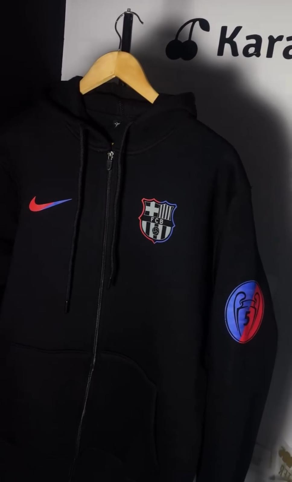 جاكيت برشلونة 2025
