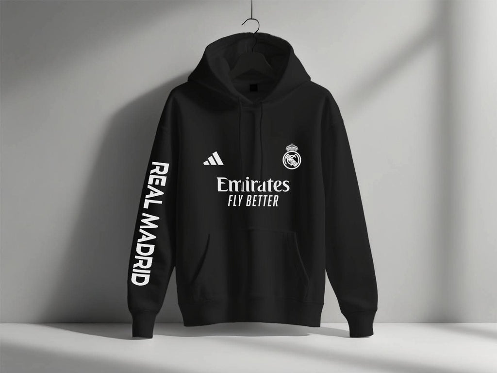 هودي ريال مدريد مع كتابة على الايد